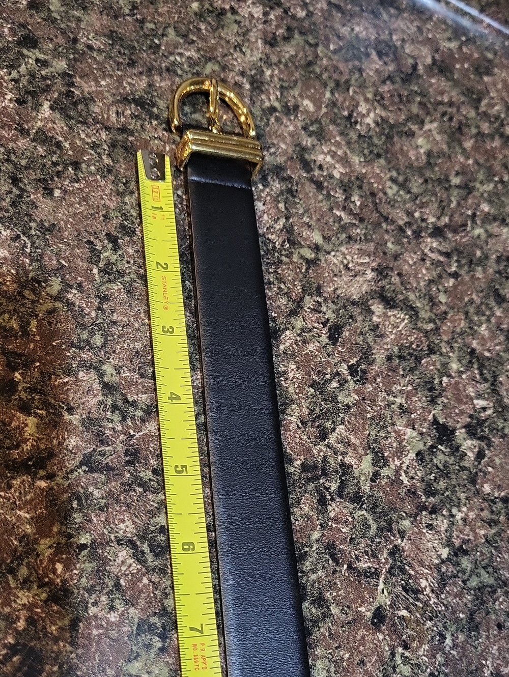 KHAITE Elegant Black Leather Belt with Gold Buckle. Not Original Pack. # 245 - Picture 16 of 16